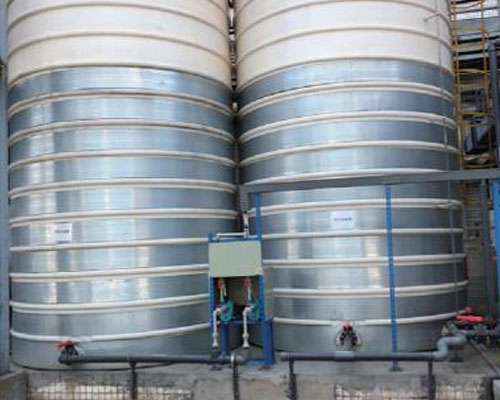 50噸大型塑（sù）膠儲罐