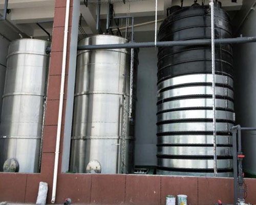 30噸外包鋁皮(pí)保溫塑